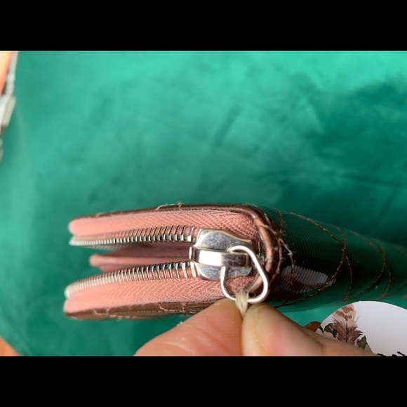 Authentic CHANEL Matelasse Bronze Leather … - Picture 11 of 16